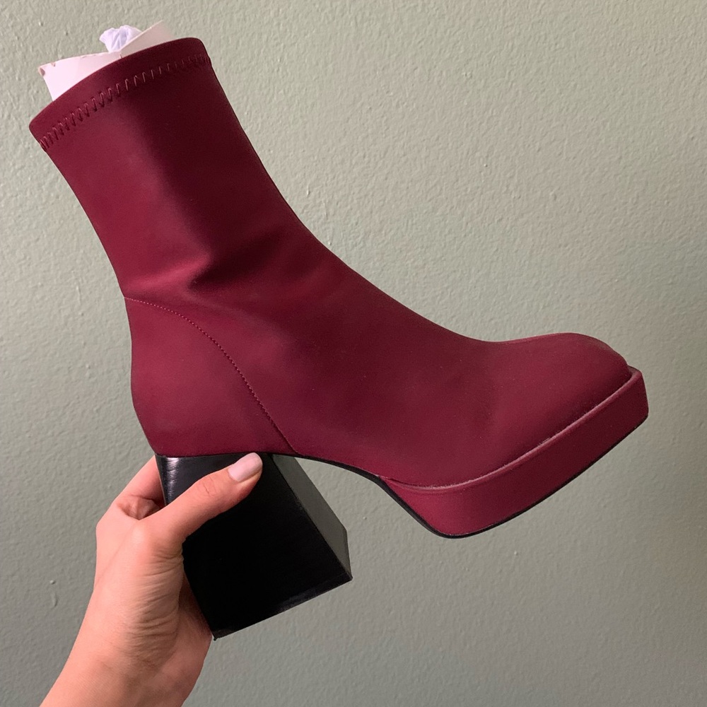 Jeffrey Campbell Dauphin Boots (sz 9)